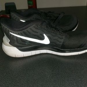 Black Nike Free 5.0